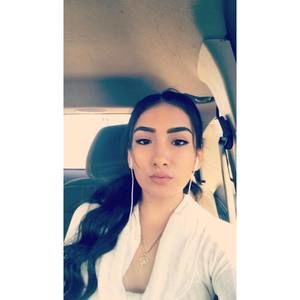 Meet your Posher, Danielaa